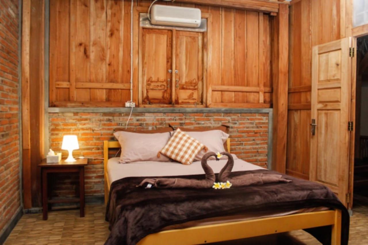 Pinarak Homestay Banyuwangi  Buitenkant foto